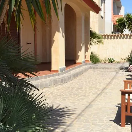 Appartamento Famiglia Pinna - Gioiosa - *